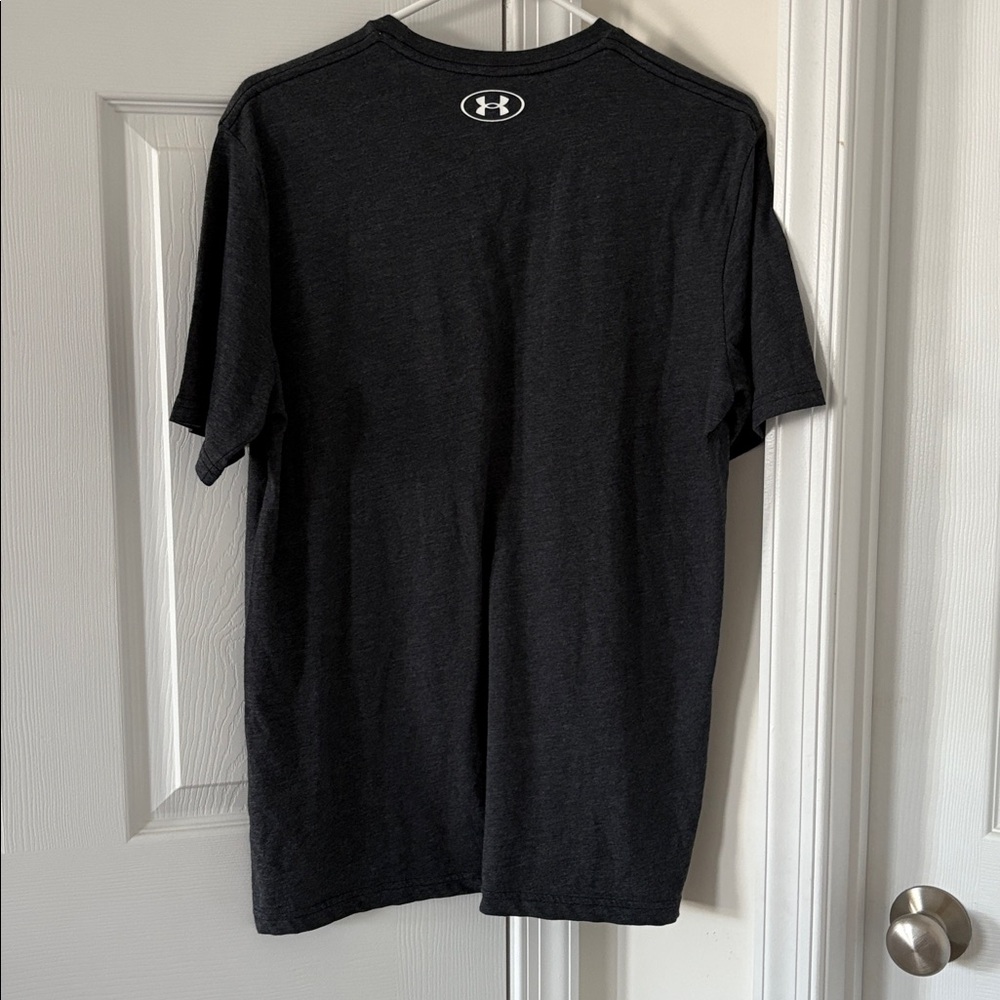 Under Armour Baseball Shirt - Picture 5 of 5